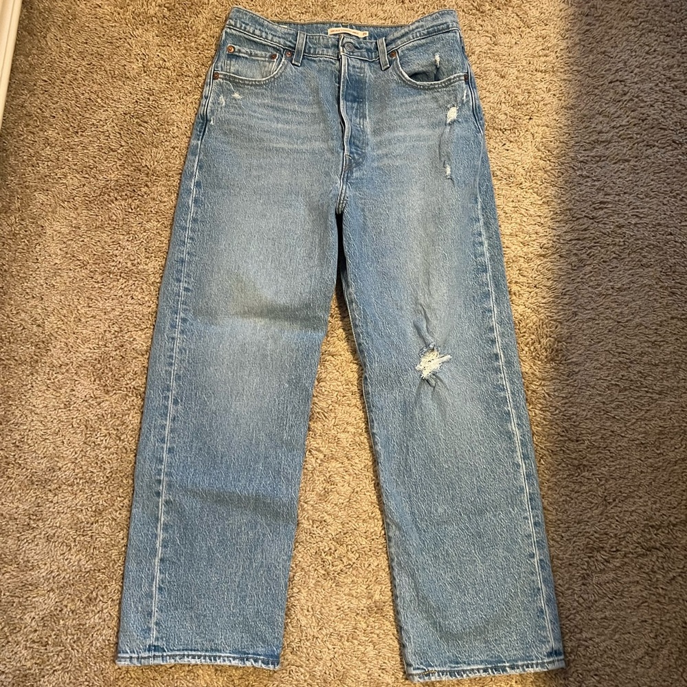 Levi’s Ribcage Straight Ankle Jeans